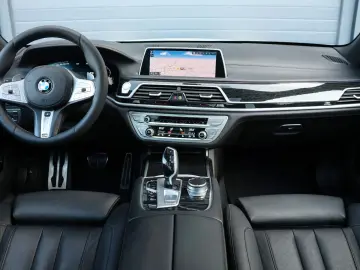 BMW 740Li M H&K 360 APPLE SHZ PANO LUFT Adapt.LED 20