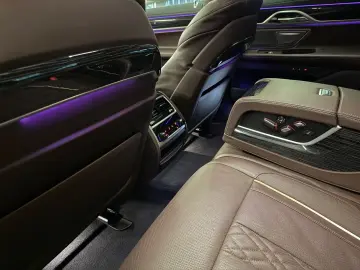 BMW 740 d xDrive  HeadUp LaserLight Standhz HarmanKa