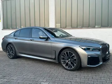 BMW 750i xDrive M Sport 20 Zoll Massage Std Hzg H K
