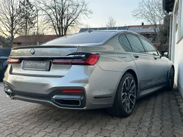 BMW 750i xDrive M Sport 20 Zoll Massage Std Hzg H K