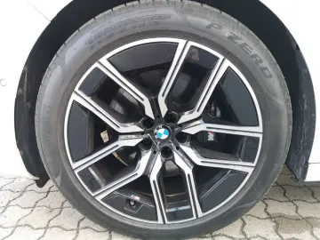 BMW 740 d xDr. M-Sport LED LEDER PANO STANDHEIZUNG