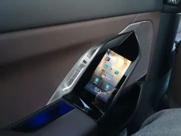 BMW 740 d xDr. M-Sport LED LEDER PANO STANDHEIZUNG