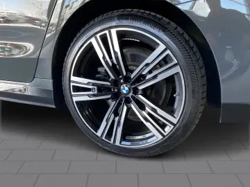 BMW 750 e xDrive M Sport Pro ACC AHK-el. Park-Assist