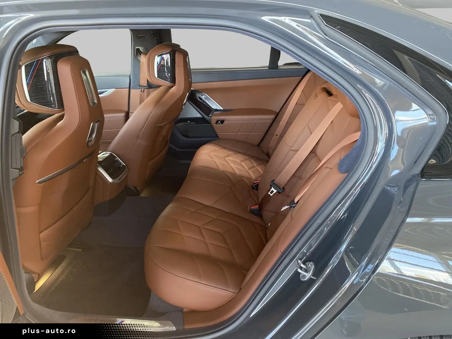 BMW 750 e xDrive M Sport Pro ACC AHK-el. Park-Assist