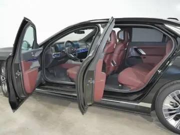 BMW 750e xDr. Exec.Fond Entertain. B&W NP 173139.-!