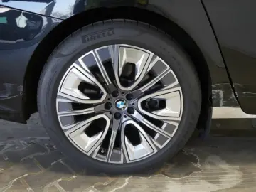 BMW 750e xDr. Exec.Fond Entertain. B&W NP 173139.-!