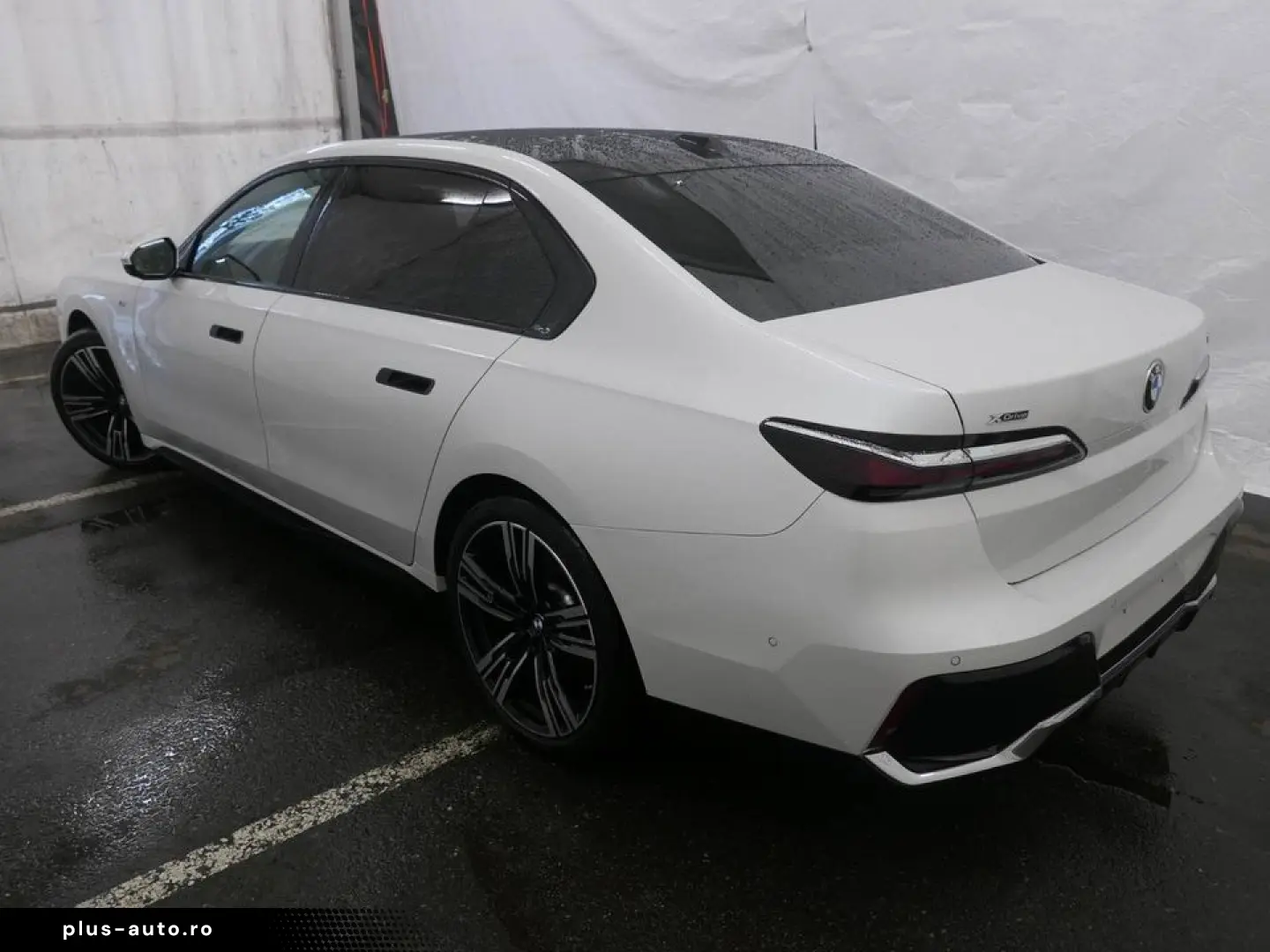 BMW 740d xDrive M Sportpaket Standhzg SkyLounge 21