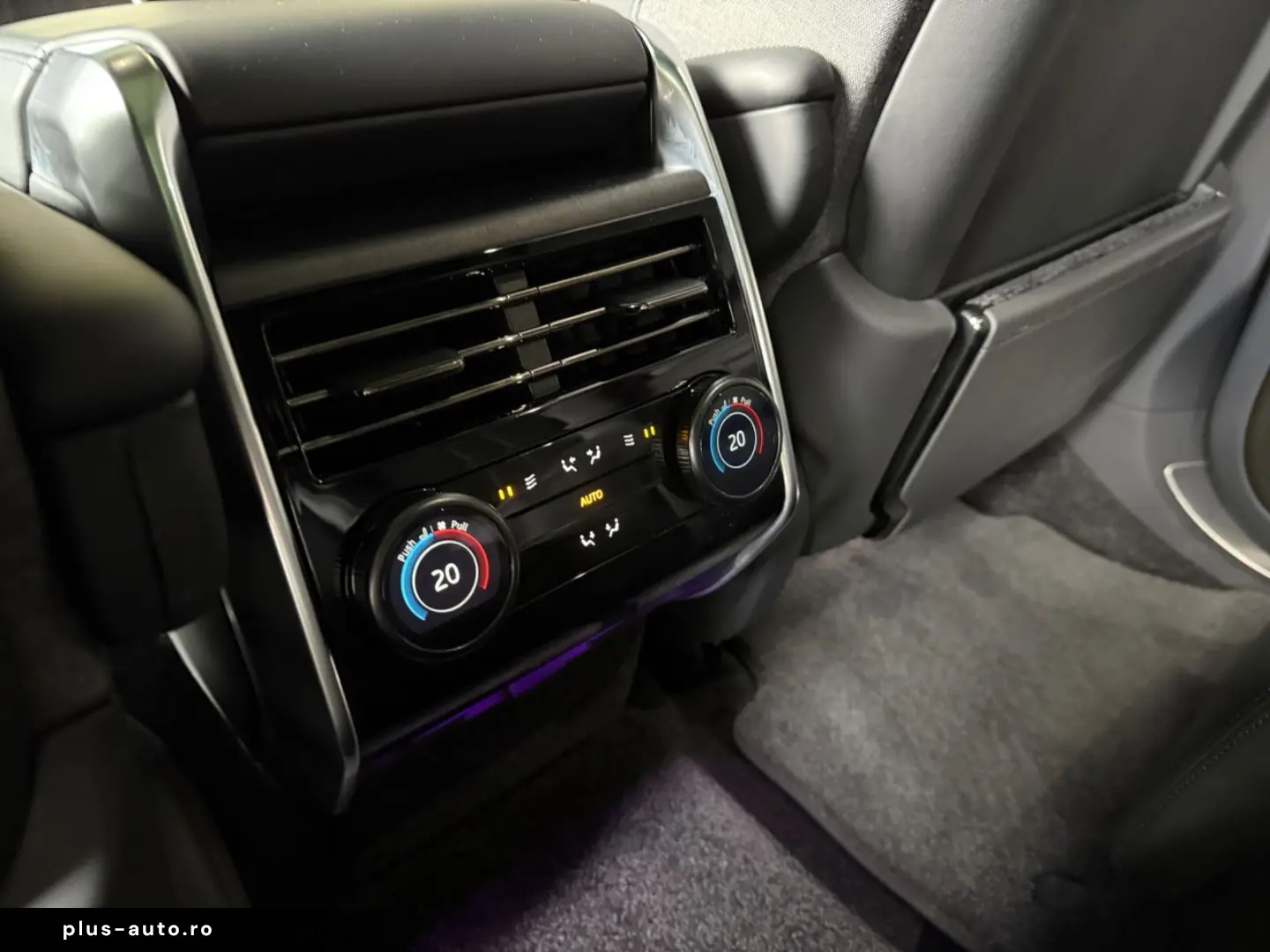 LAND ROVER Range Rover SV 615 ps Business Class 360  AHK 23