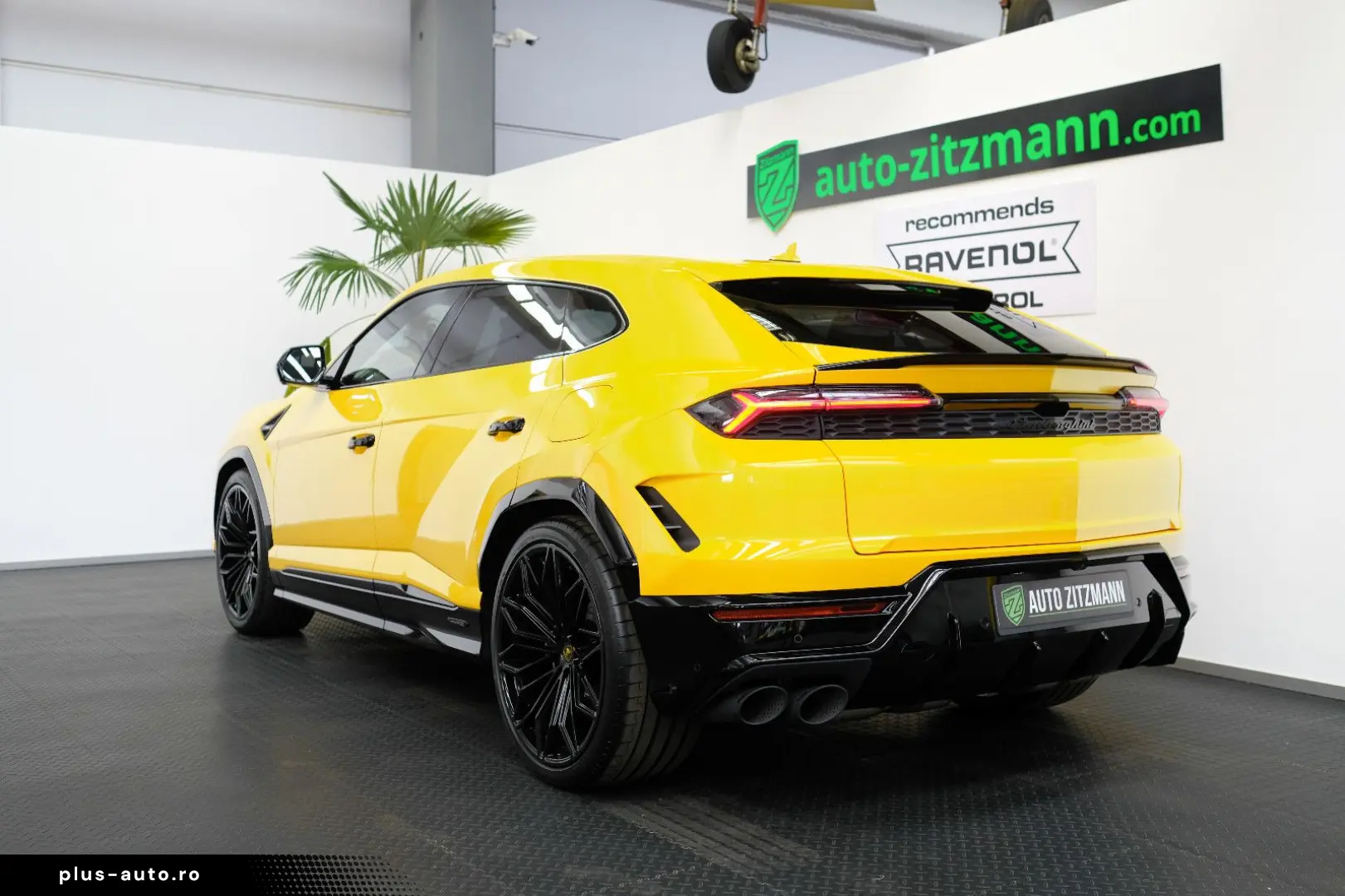 LAMBORGHINI Urus SE B&O MASSAGE 23ZOLL STYLE PACK AMBIENTE