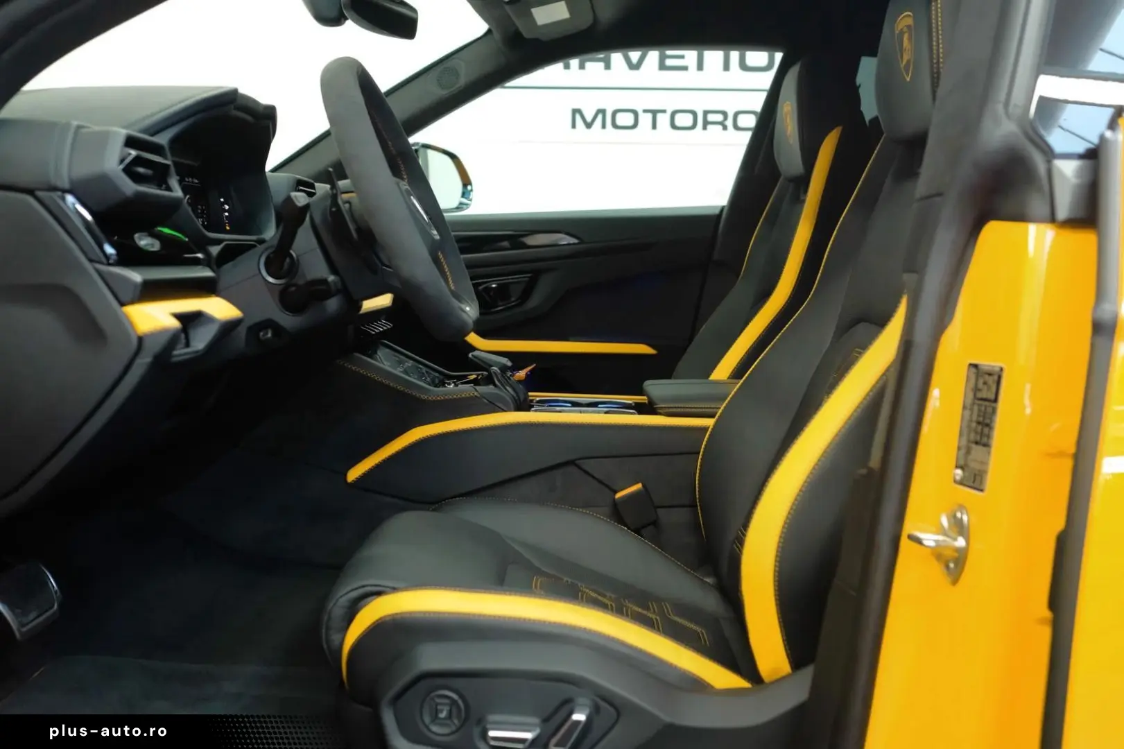 LAMBORGHINI Urus SE B&O MASSAGE 23ZOLL STYLE PACK AMBIENTE