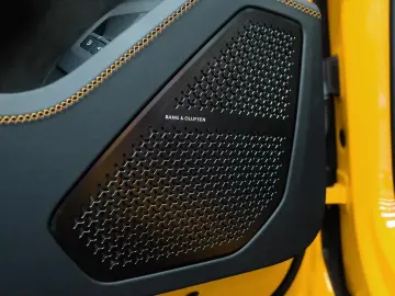 LAMBORGHINI Urus SE B&O MASSAGE 23ZOLL STYLE PACK AMBIENTE
