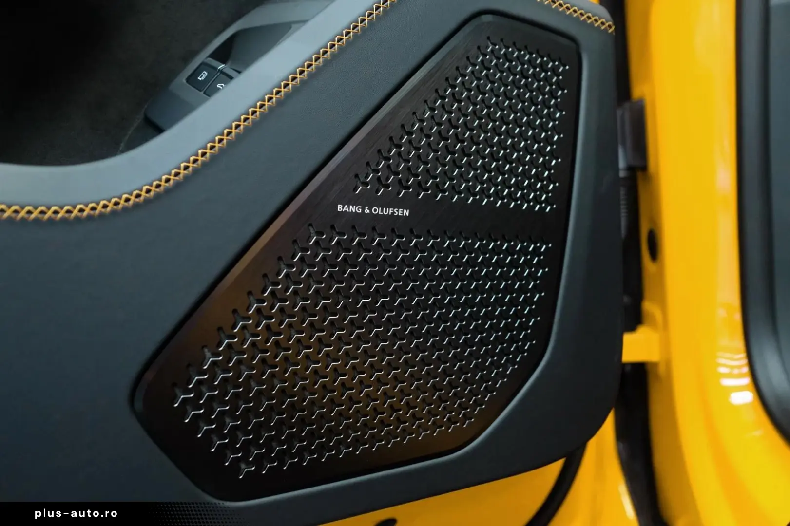 LAMBORGHINI Urus SE B&O MASSAGE 23ZOLL STYLE PACK AMBIENTE