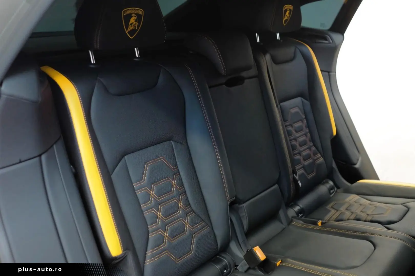 LAMBORGHINI Urus SE B&O MASSAGE 23ZOLL STYLE PACK AMBIENTE