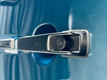 MERCEDES-BENZ G 63 AMG MANUFAKTUR CARBON PERFORMANCE