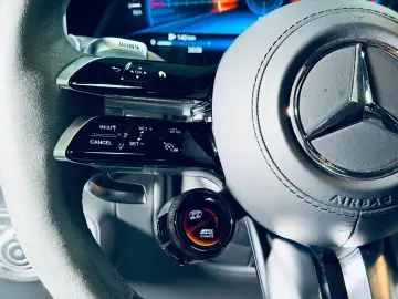 MERCEDES-BENZ G 63 AMG MANUFAKTUR CARBON PERFORMANCE