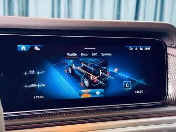 MERCEDES-BENZ G 63 AMG MANUFAKTUR CARBON PERFORMANCE