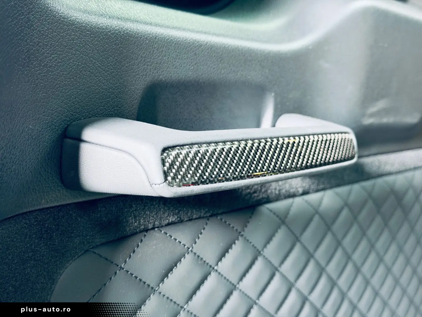 MERCEDES-BENZ G 63 AMG MANUFAKTUR CARBON PERFORMANCE