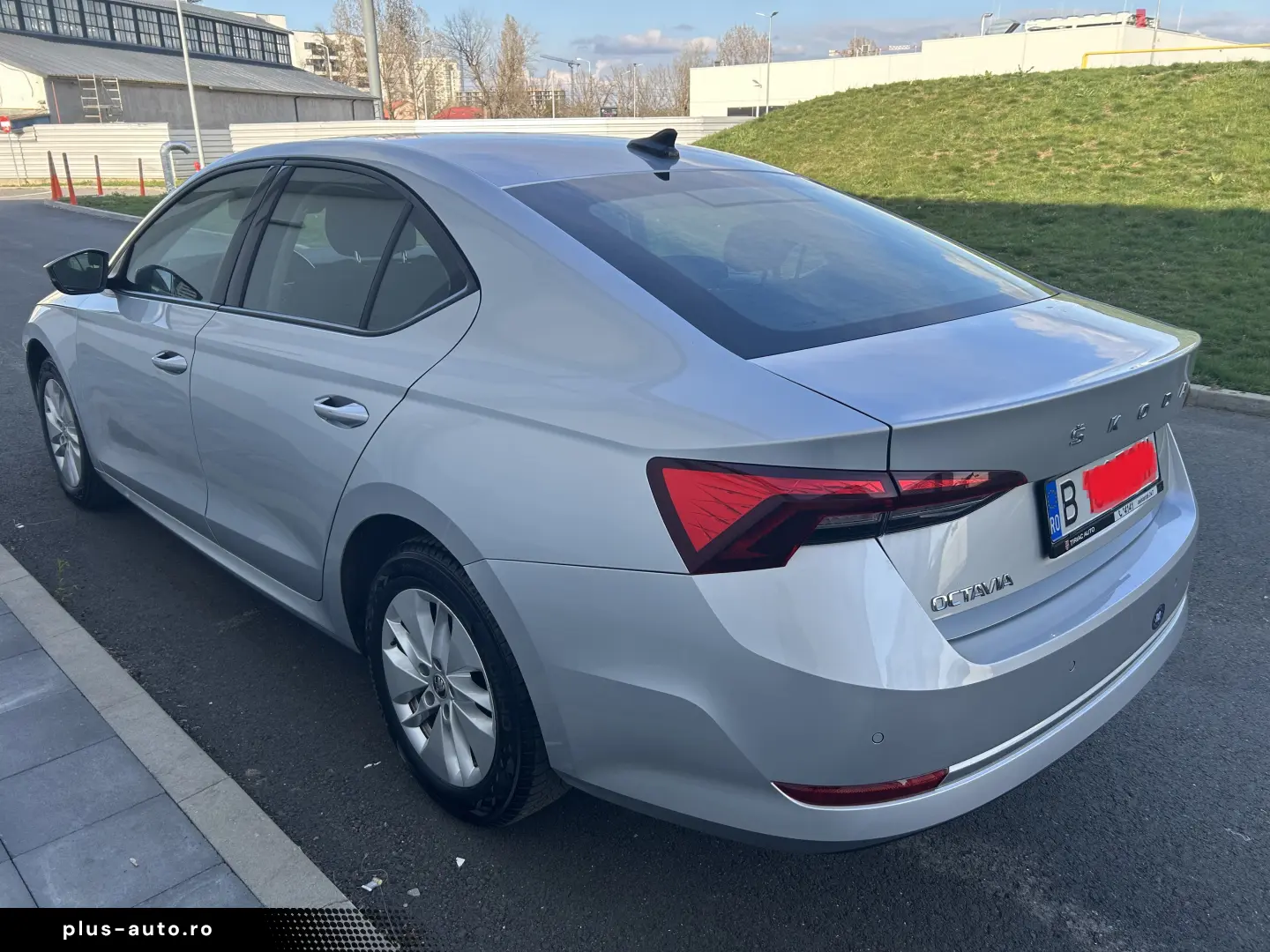 Skoda Octavia  2022   1000 cmc   110 Cp   Benzina