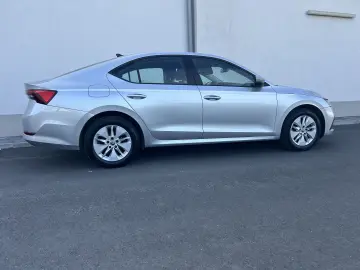 Skoda Octavia  2022   1000 cmc   110 Cp   Benzina