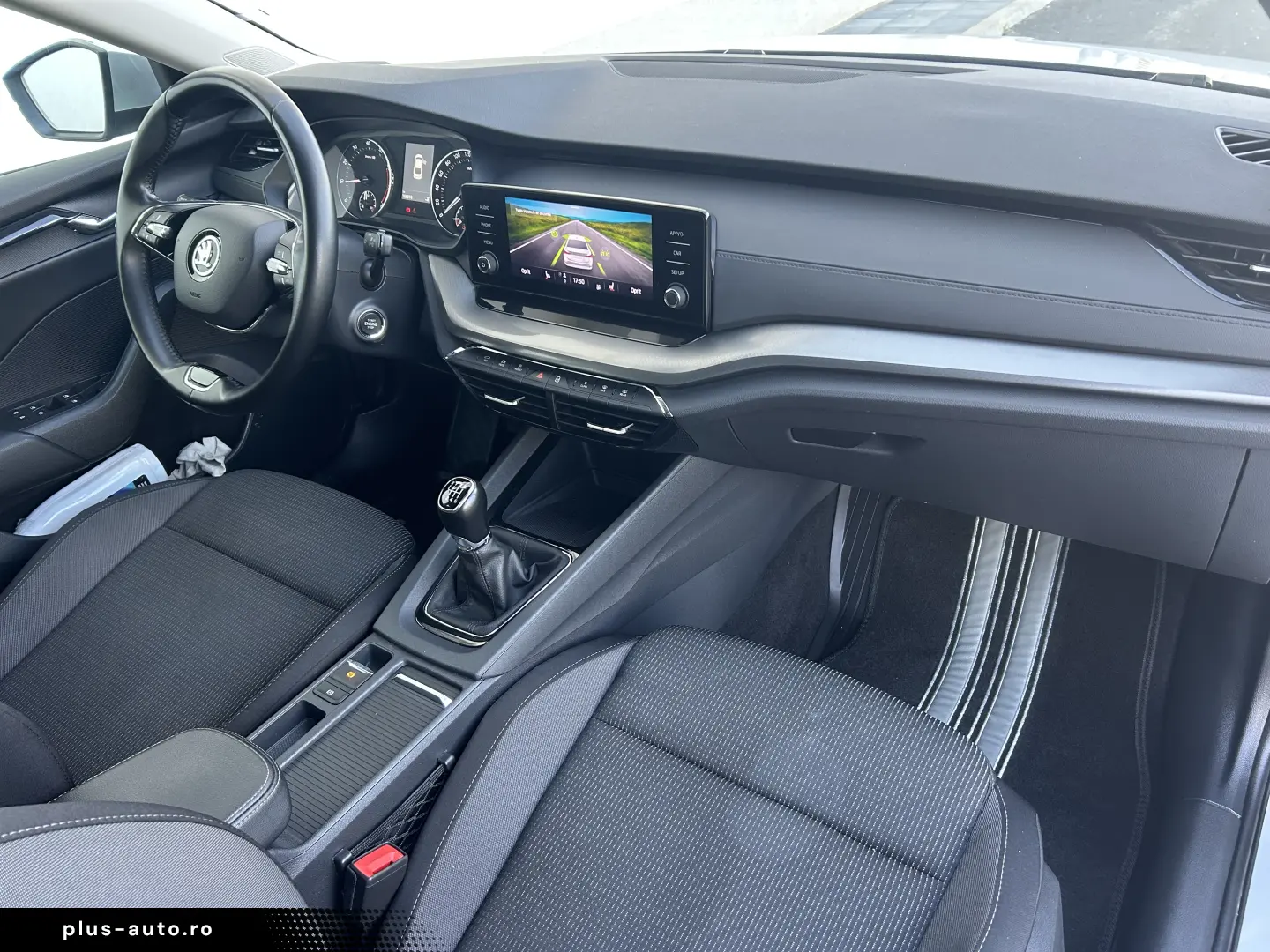 Skoda Octavia  2022   1000 cmc   110 Cp   Benzina