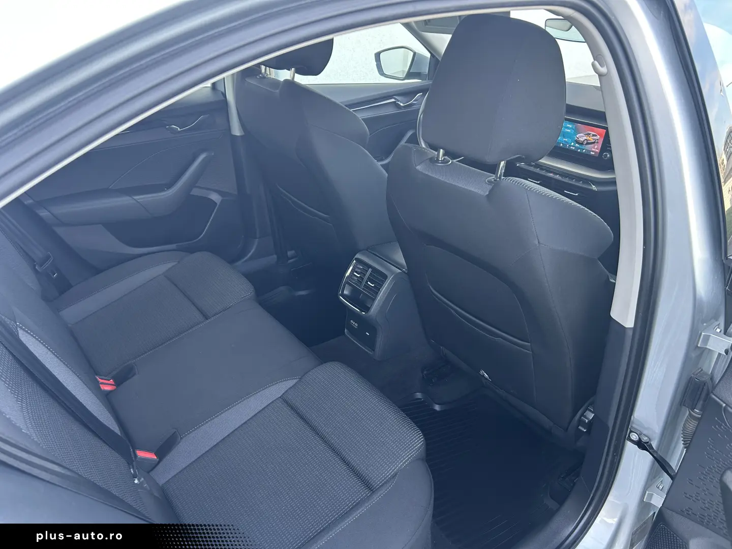 Skoda Octavia  2022   1000 cmc   110 Cp   Benzina