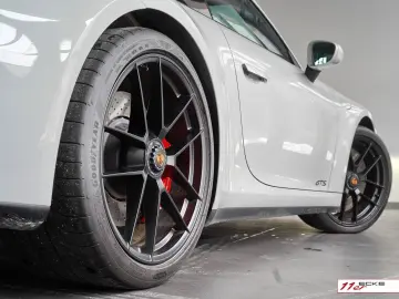 PORSCHE 992 GTS Bose Pano Sitzklima Memory Totwinkel