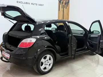 Opel Astra H