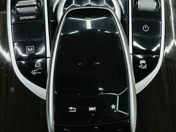 MERCEDESBENZ Glc 2017 2.0i HYBRID E6 350 4 MATIC Garantie 12