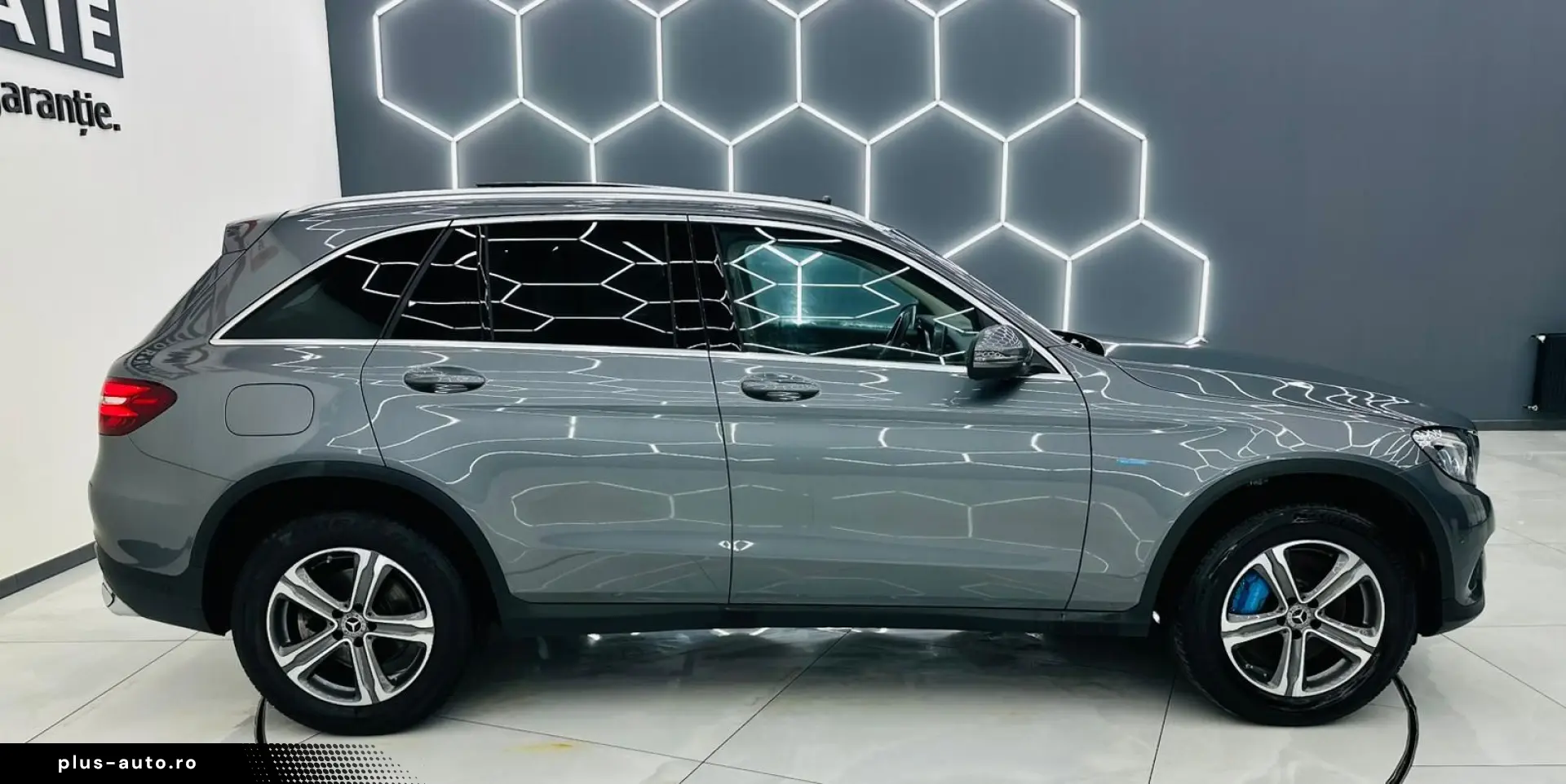 MERCEDESBENZ Glc 2017 2.0i HYBRID E6 350 4 MATIC Garantie 12