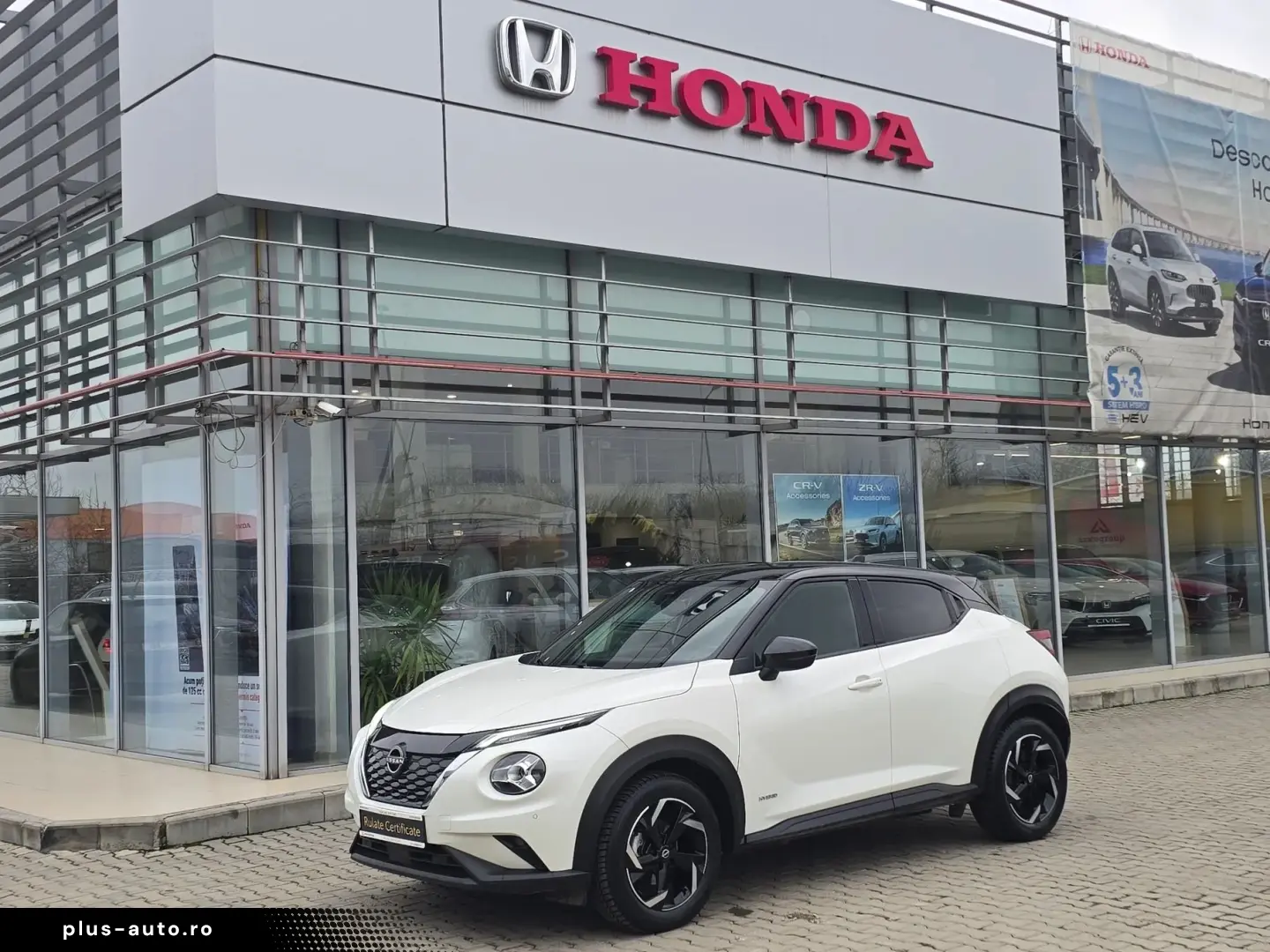 Nissan Juke 1.6 Full Hybrid 143 CP N-Connecta