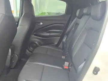 Nissan Juke 1.6 Full Hybrid 143 CP N-Connecta