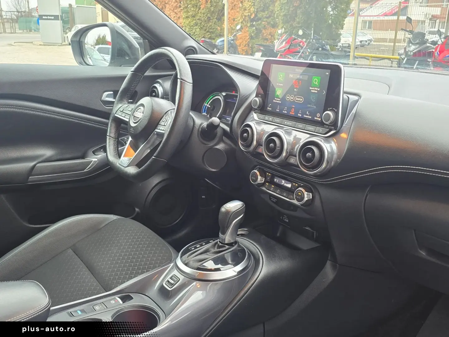 Nissan Juke 1.6 Full Hybrid 143 CP N-Connecta