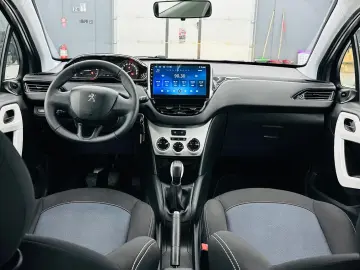 PEUGEOT 208 2019 1.2i E6 Garantie 12 Luni Rate Avans 0 Doar