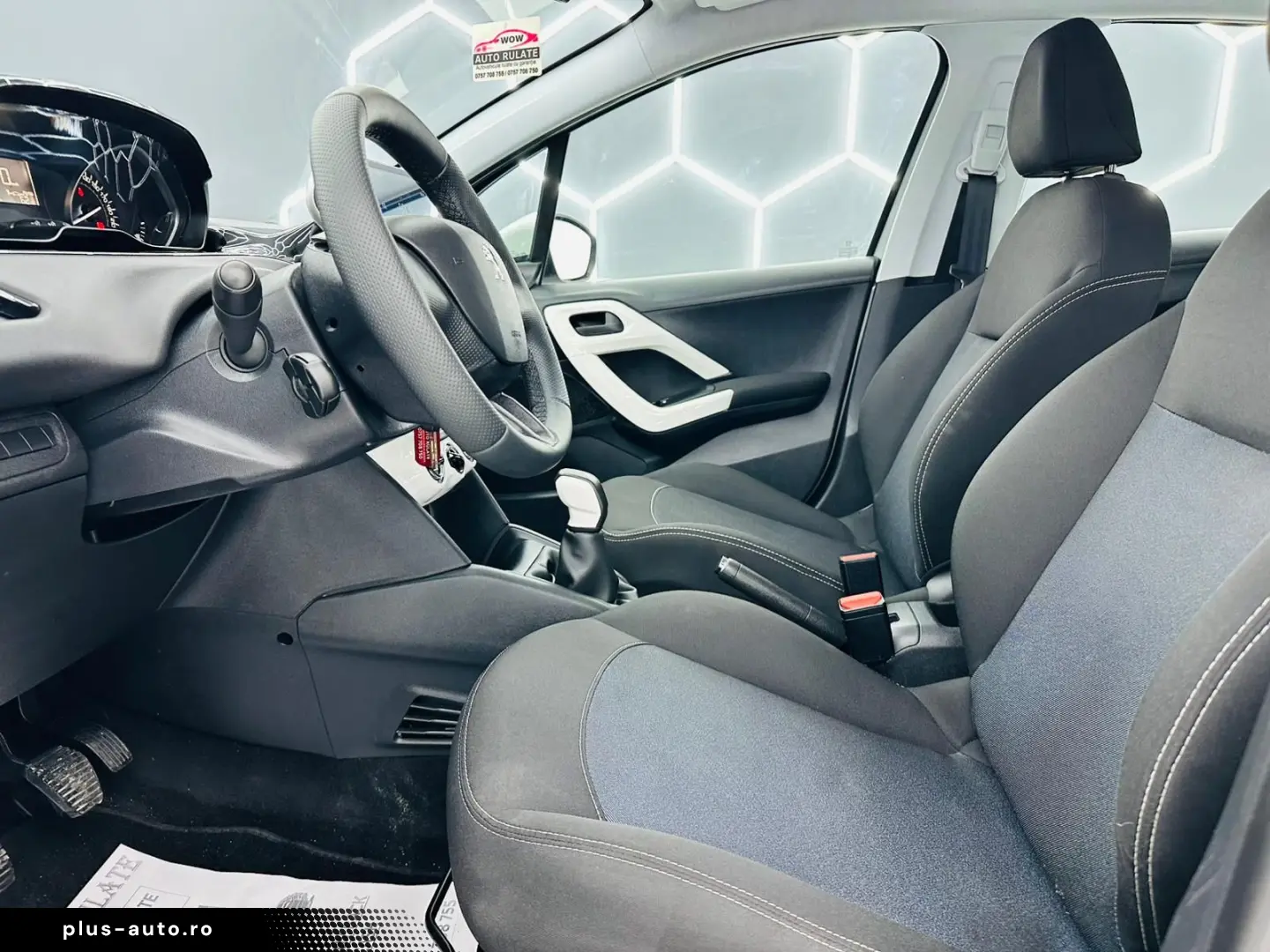 PEUGEOT 208 2019 1.2i E6 Garantie 12 Luni Rate Avans 0 Doar