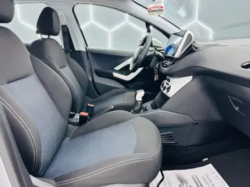 PEUGEOT 208 2019 1.2i E6 Garantie 12 Luni Rate Avans 0 Doar
