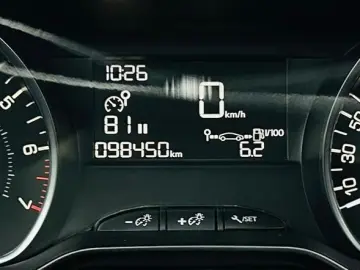 PEUGEOT 208 2019 1.2i E6 Garantie 12 Luni Rate Avans 0 Doar