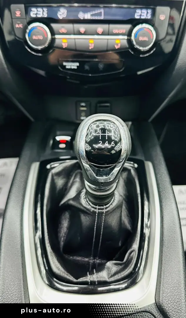 NISSAN X-TRAIL 2016 1.6D E6 Garantie 12 Luni Rate Avans 0 Do