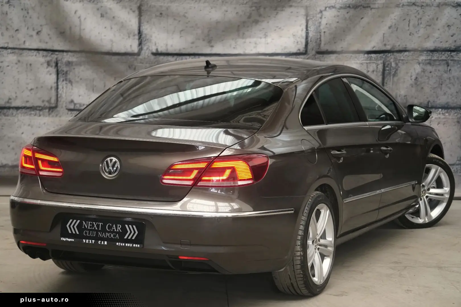 Volkswagen Passat-Cc