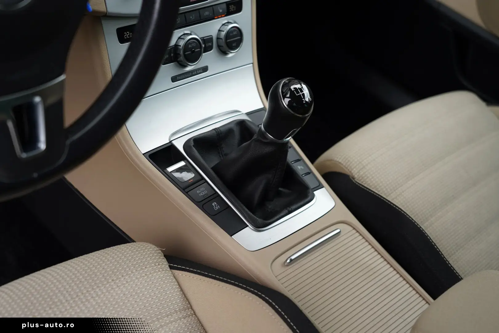 Volkswagen Passat-Cc