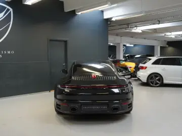 PORSCHE 911 Carrera  netto