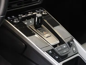 PORSCHE 911 Carrera  netto