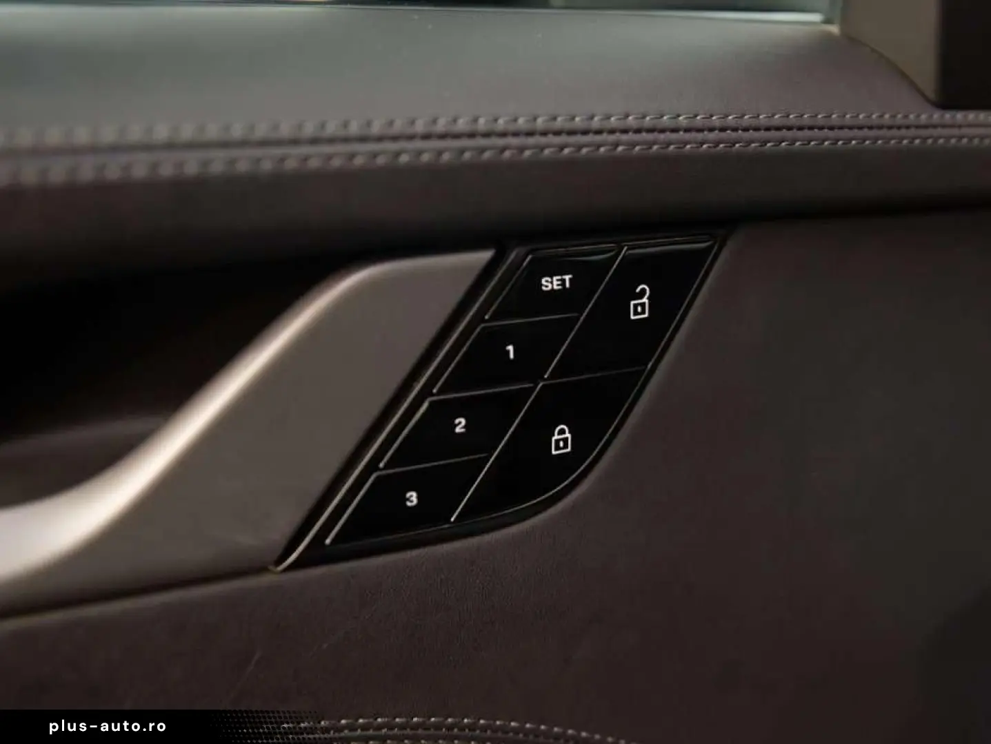 PORSCHE 992 CARRERA LIFT UITL 21 RS MATRIX 360 PANO 18W