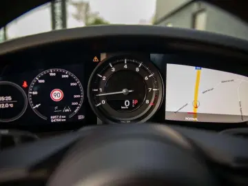 PORSCHE 992 CARRERA LIFT UITL 21 RS MATRIX 360 PANO 18W