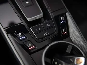 PORSCHE 992 CARRERA LIFT UITL 21 RS MATRIX 360 PANO 18W