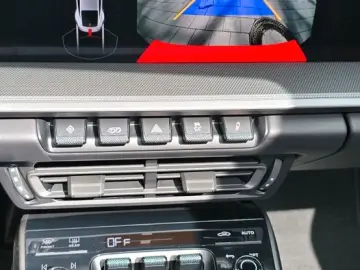 PORSCHE 911 Carrera 4