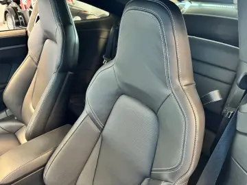 PORSCHE 992 Coupe - Ganzleder   Approved