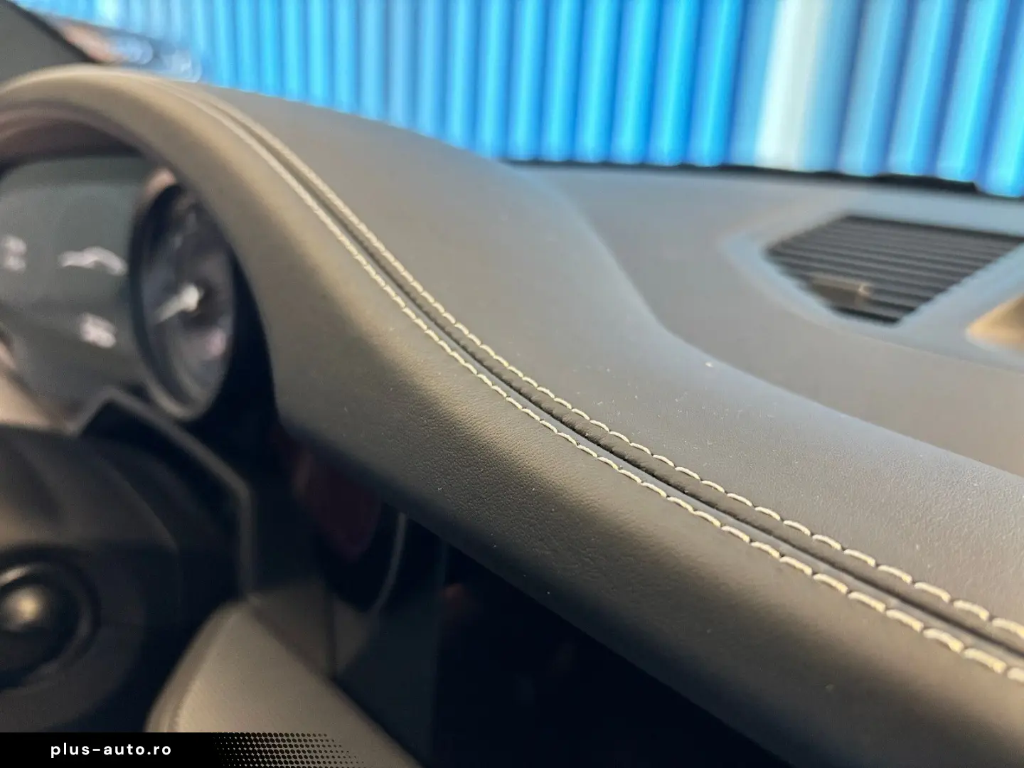 PORSCHE 992 Coupe - Ganzleder   Approved