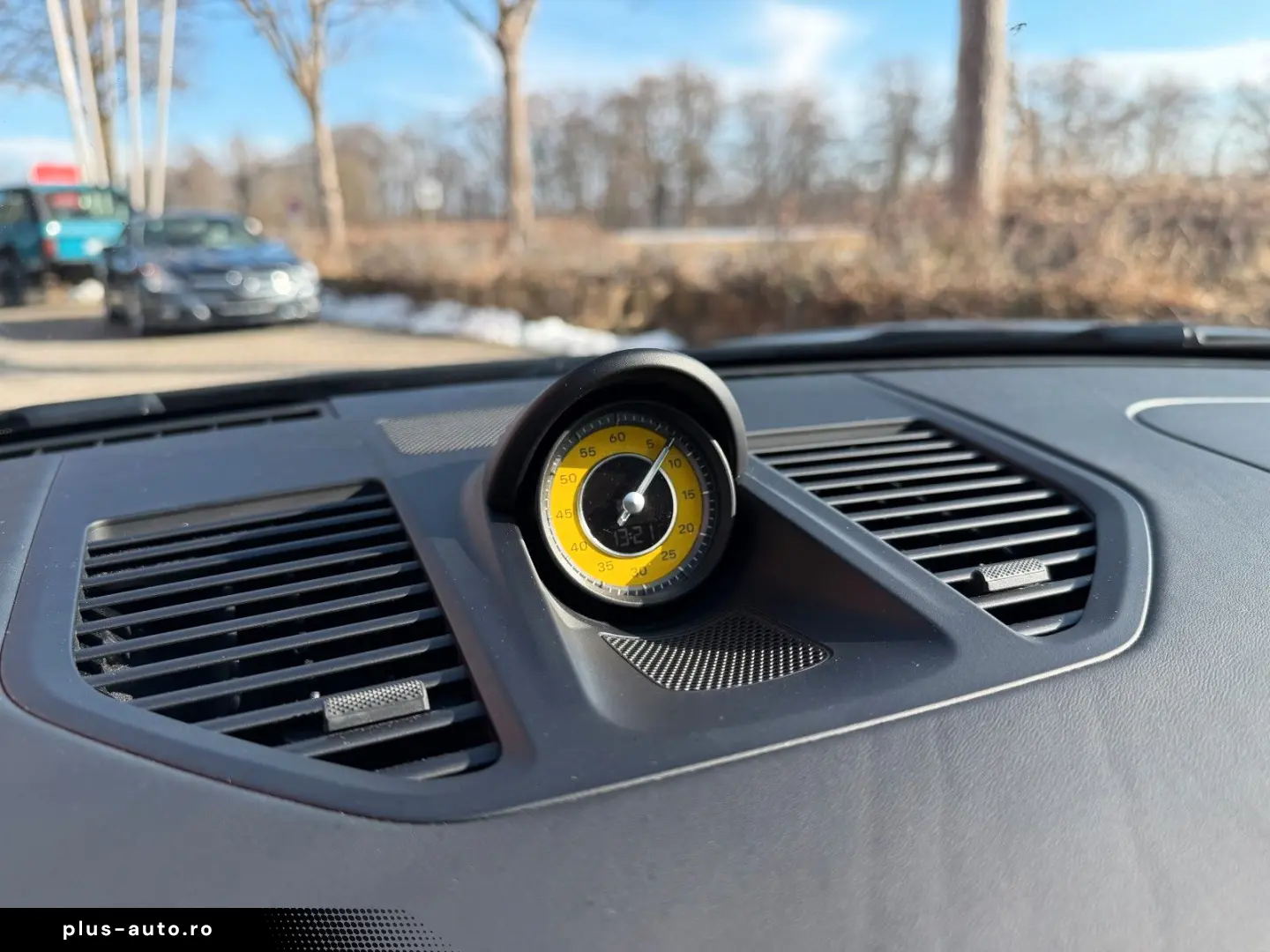 PORSCHE 992 Turbo S - 1.dt. Hd. - approved -2027