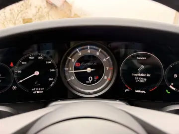 PORSCHE 911 992 Turbo S KERAMIK MWST APPROVED