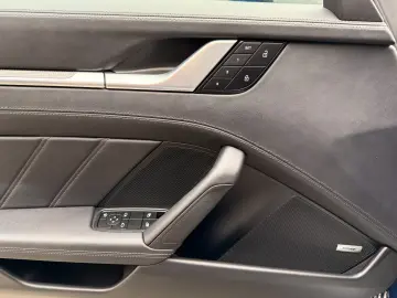 PORSCHE 911 992 Turbo S KERAMIK MWST APPROVED